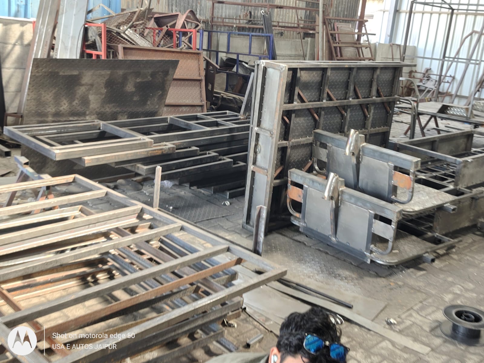 5c160ceb c3c9 4c0c 8d43 23fe3f0a108a 2